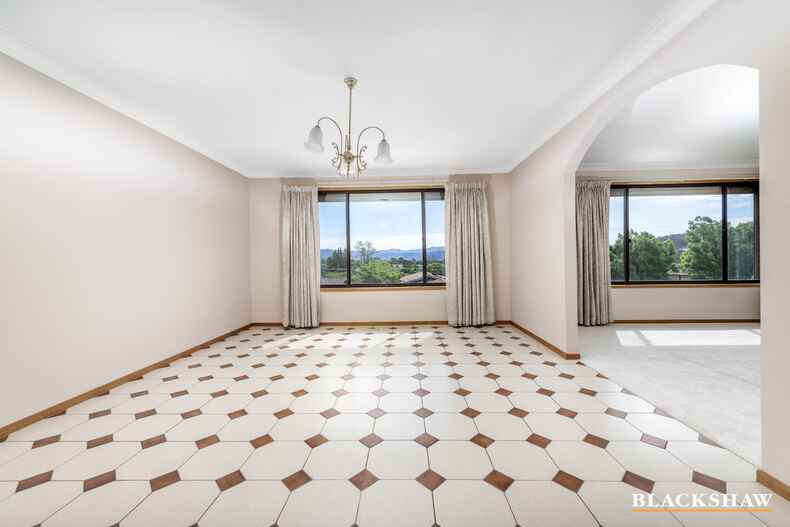 6 Willoughby Crescent Gilmore