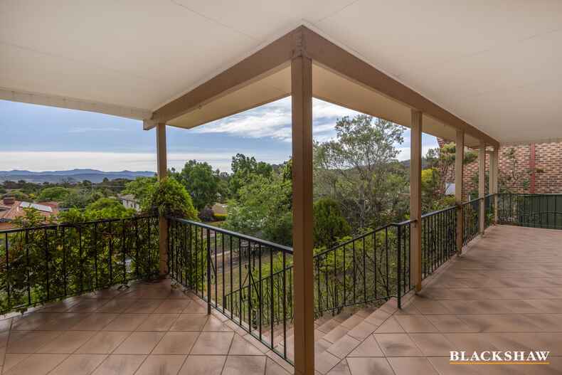 6 Willoughby Crescent Gilmore