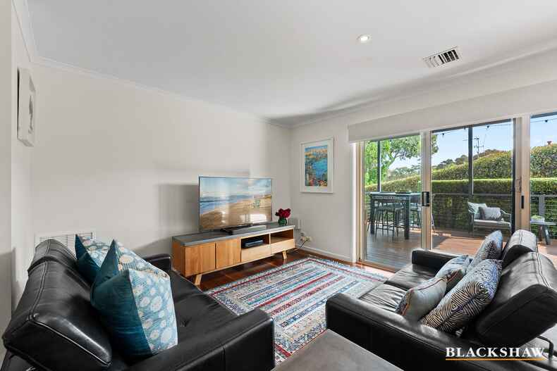 27 Carolyn Jackson Drive Jerrabomberra