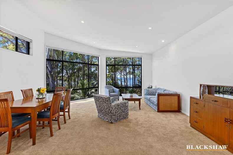 14 Michener Court Long Beach