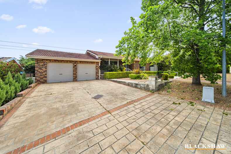 6 Schuler Place Mckellar