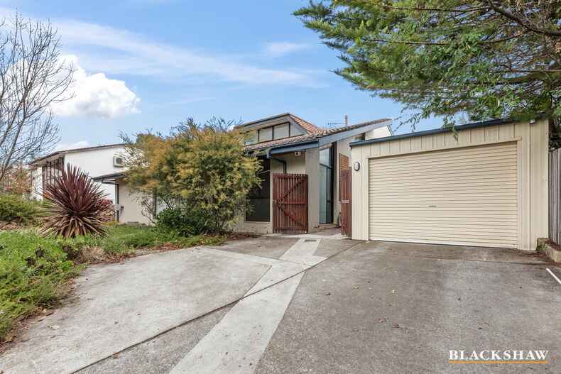 122 Monaro Crescent Red Hill