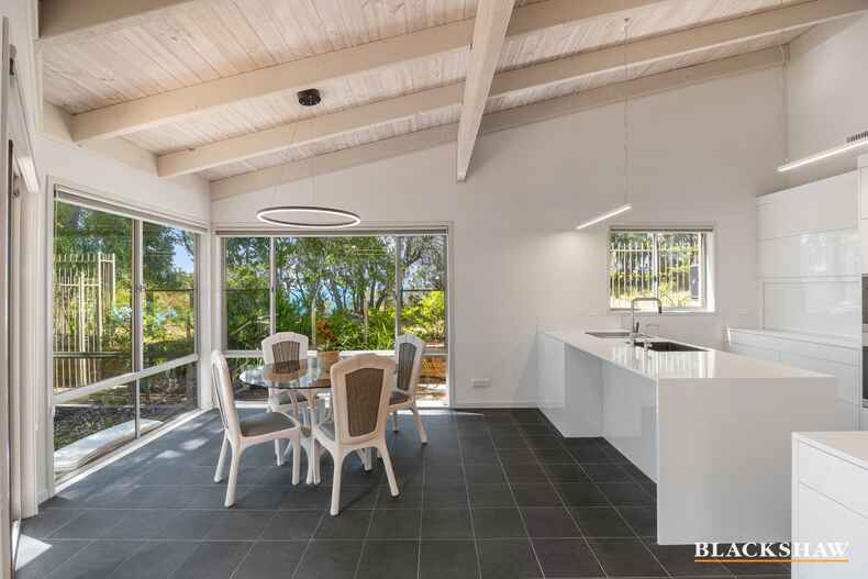 1/5 Edgewood Place Denhams Beach