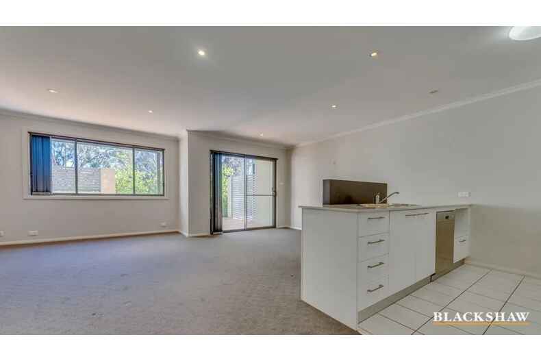 2/120 Athllon Drive Drive Greenway