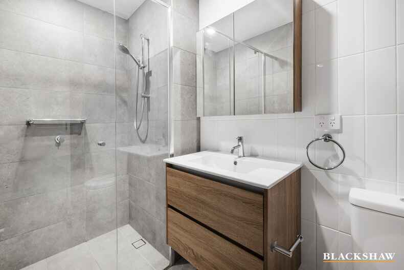 122/82 Wentworth Avenue Kingston