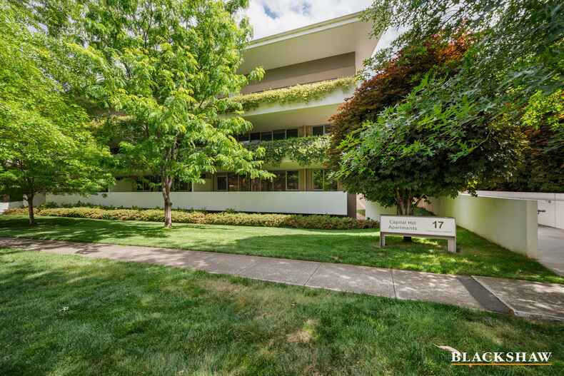 1/17 State Circle Forrest