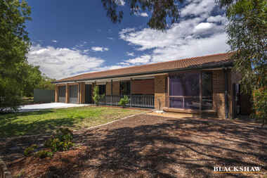 39 Porteous Crescent Theodore