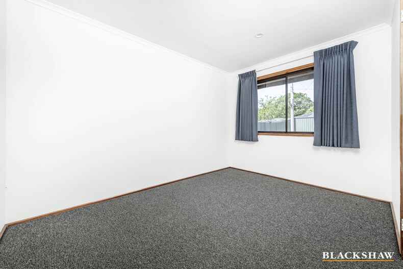 39 Porteous Crescent Theodore