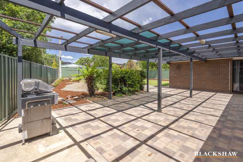 39 Porteous Crescent Theodore