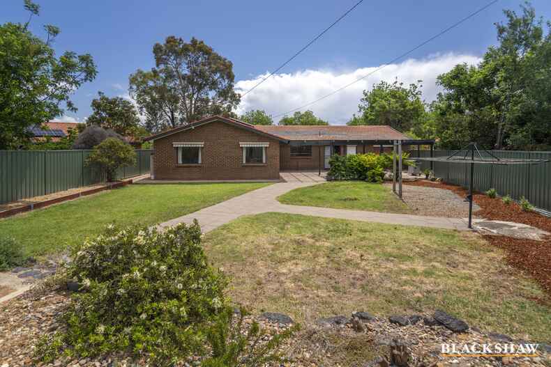 39 Porteous Crescent Theodore