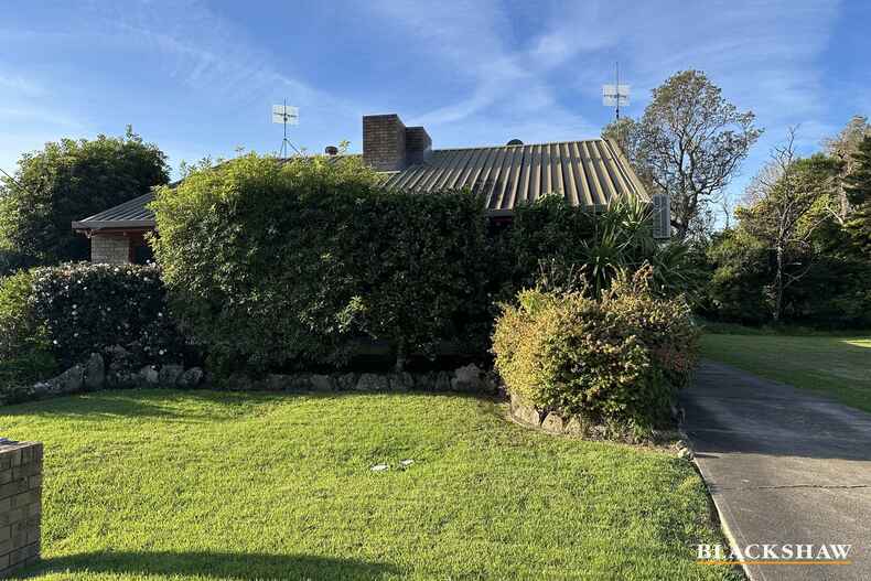 1/12 Matthew Parade Batehaven