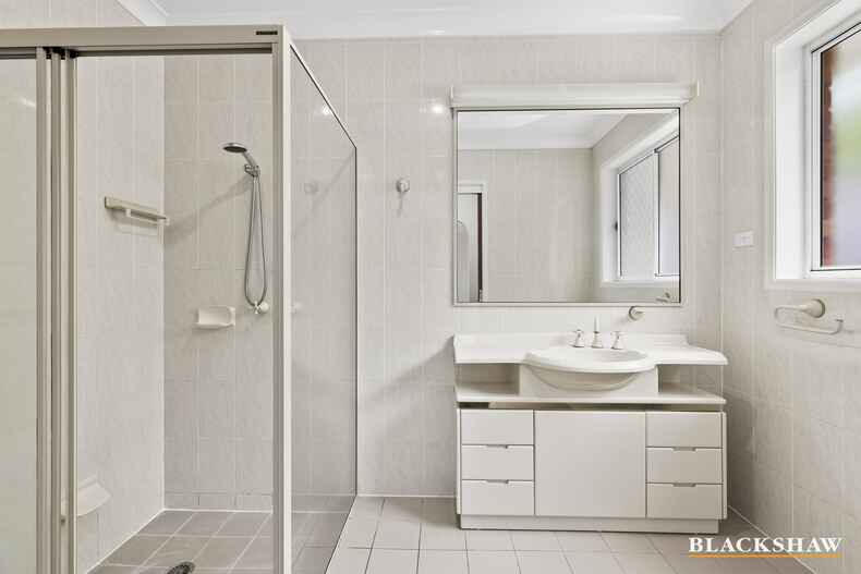 10 Jasmine Gardens Jerrabomberra