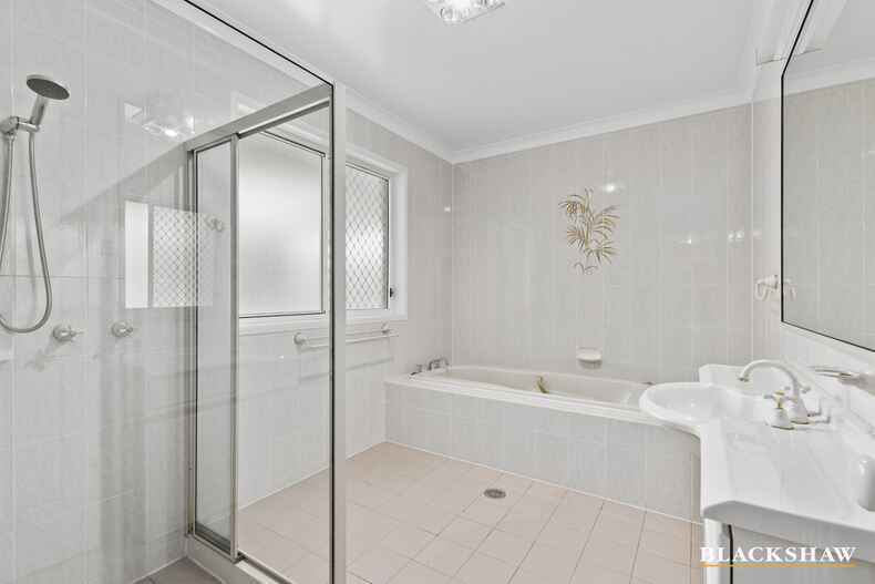10 Jasmine Gardens Jerrabomberra