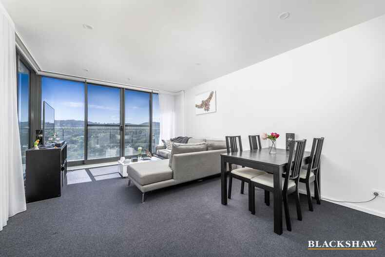 82/15 Irving Street Phillip 82/15 Irving Street Phillip