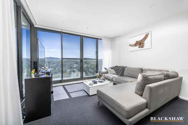 82/15 Irving Street Phillip 82/15 Irving Street Phillip