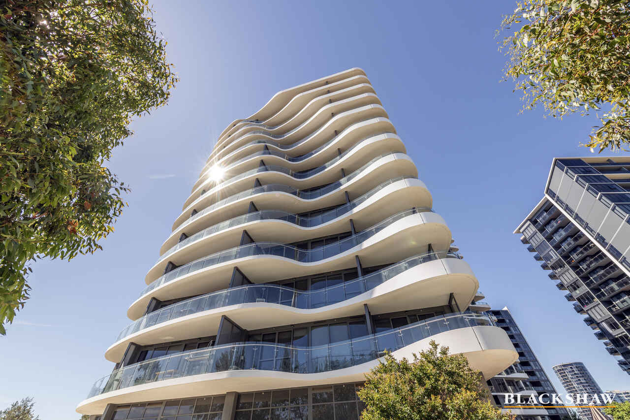 82/15 Irving Street Phillip