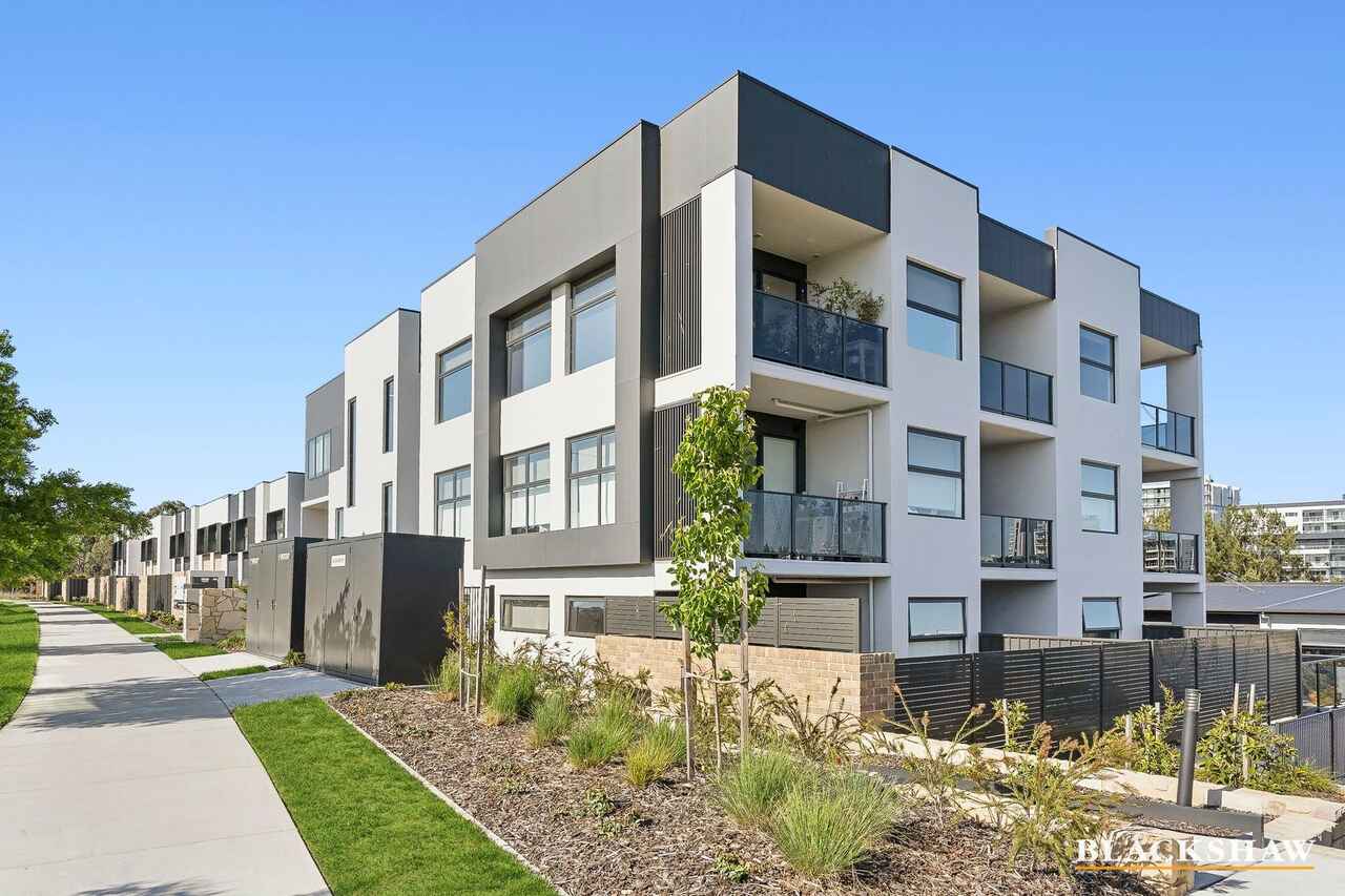 13/12 Ellison Harvie Close Greenway