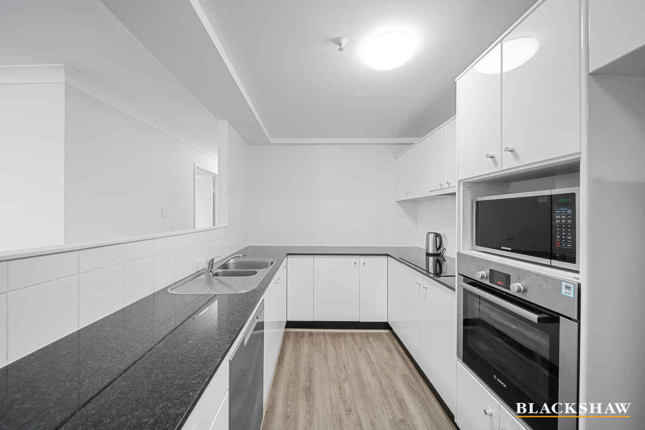 101/2 Marcus Clarke Street City