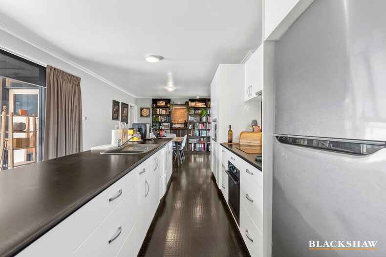 10 MacKenzie Street Hackett 10 MacKenzie Street Hackett