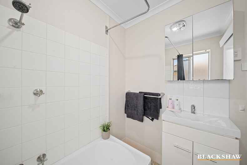 5/18 Broughton Place Queanbeyan