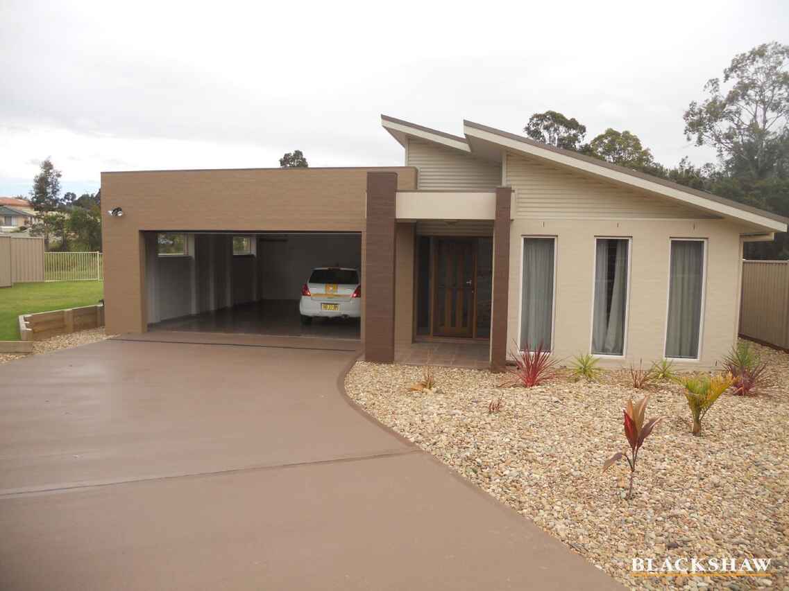 18 Nuyen Place Long Beach