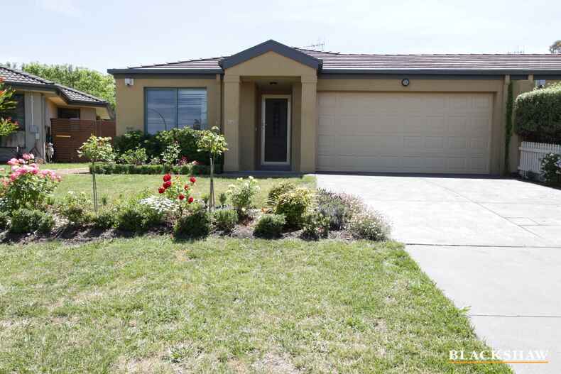 35 Unwin Avenue Jerrabomberra