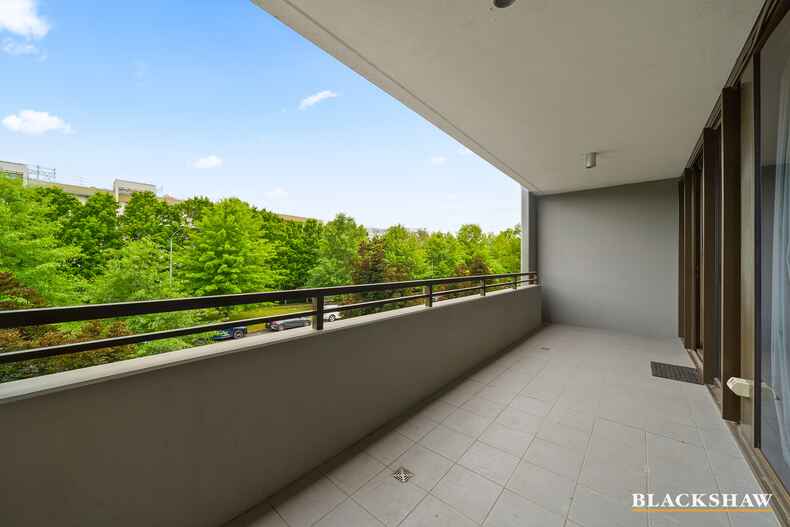 99/32 Blackall Street Barton 99/32 Blackall Street Barton