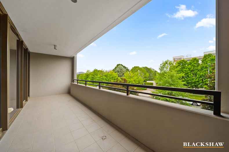 99/32 Blackall Street Barton 99/32 Blackall Street Barton