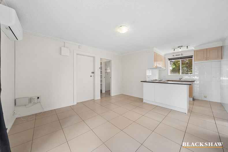 2/17 Campbell Street Queanbeyan