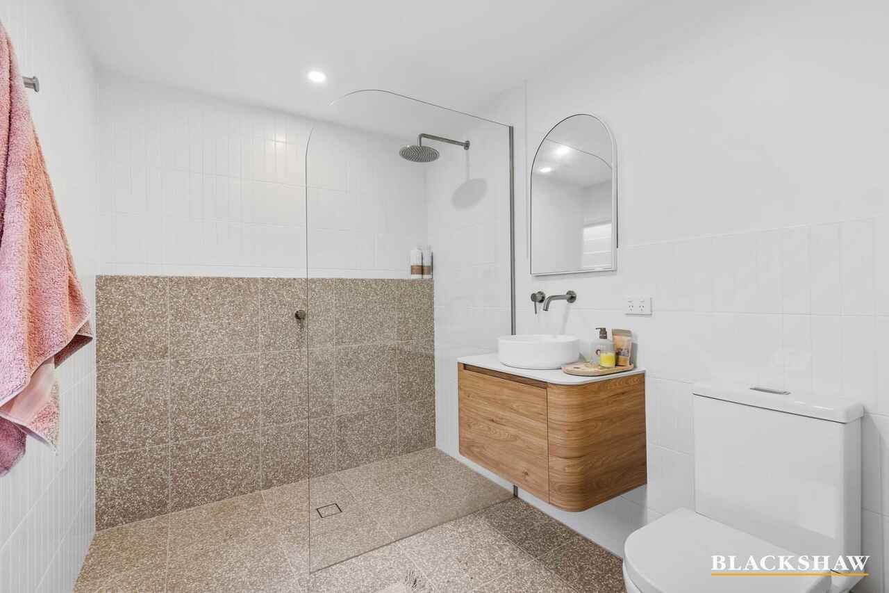 14 Deakin Parade Tomakin