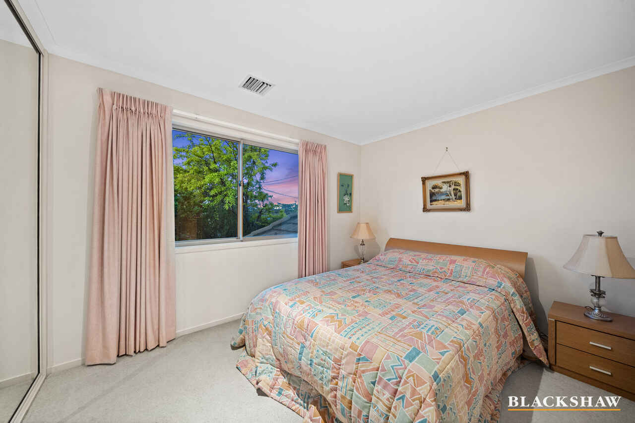 5B Weston Street Yarralumla