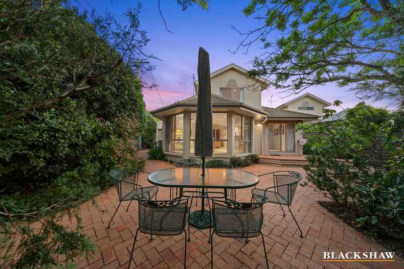 5B Weston Street Yarralumla 5B Weston Street Yarralumla