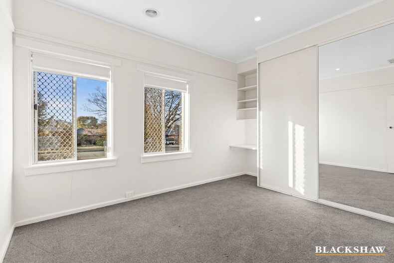 35 Mckinlay Street Narrabundah 35 Mckinlay Street Narrabundah