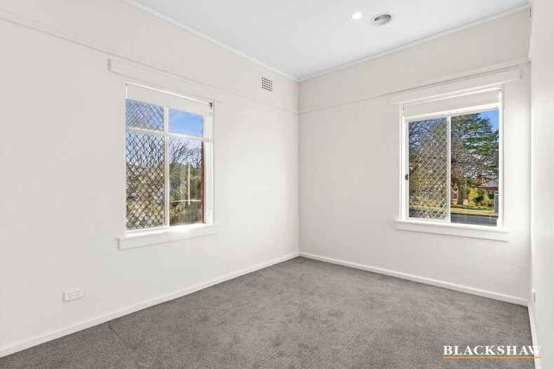 35 Mckinlay Street Narrabundah 35 Mckinlay Street Narrabundah
