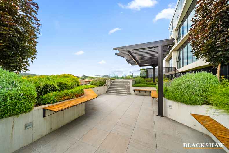 211/1 Boolee Street Reid