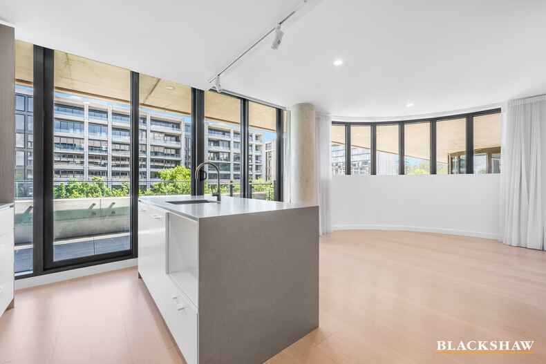 226/1 Kalma Way Campbell