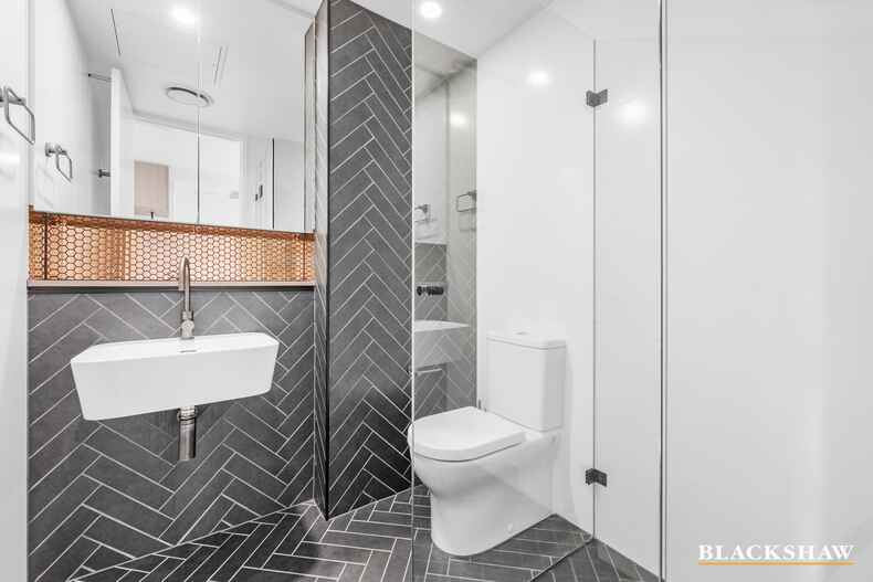 226/1 Kalma Way Campbell