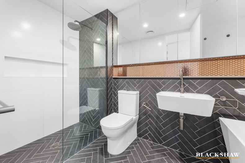 226/1 Kalma Way Campbell