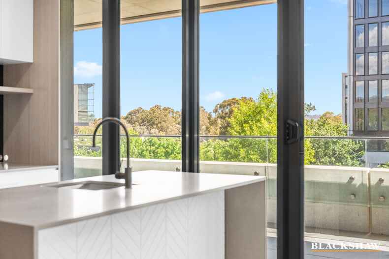 226/1 Kalma Way Campbell