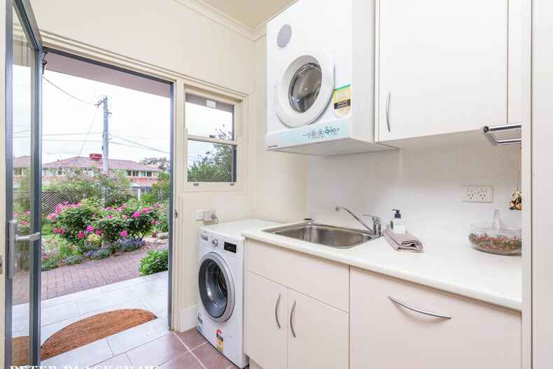 7 Cobby Street Campbell