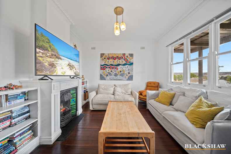 87 Ross Road Queanbeyan