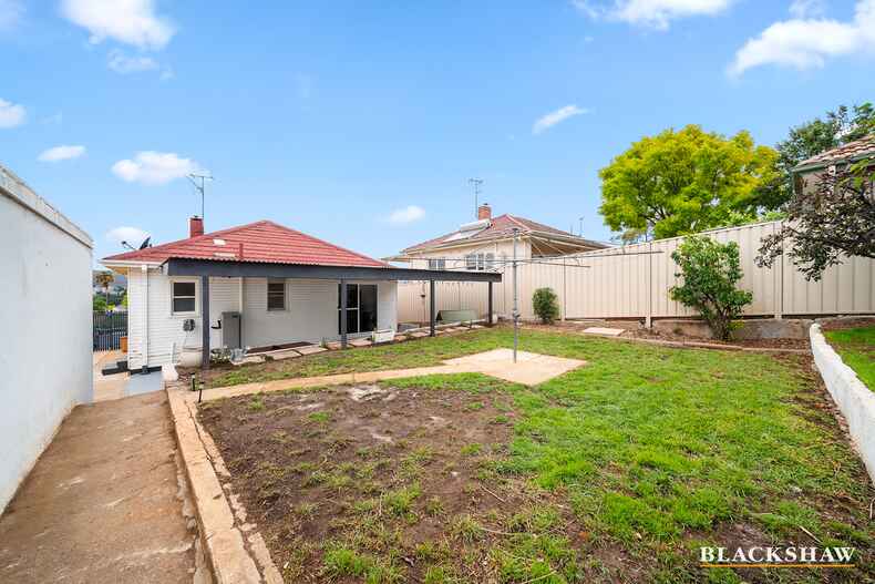 87 Ross Road Queanbeyan
