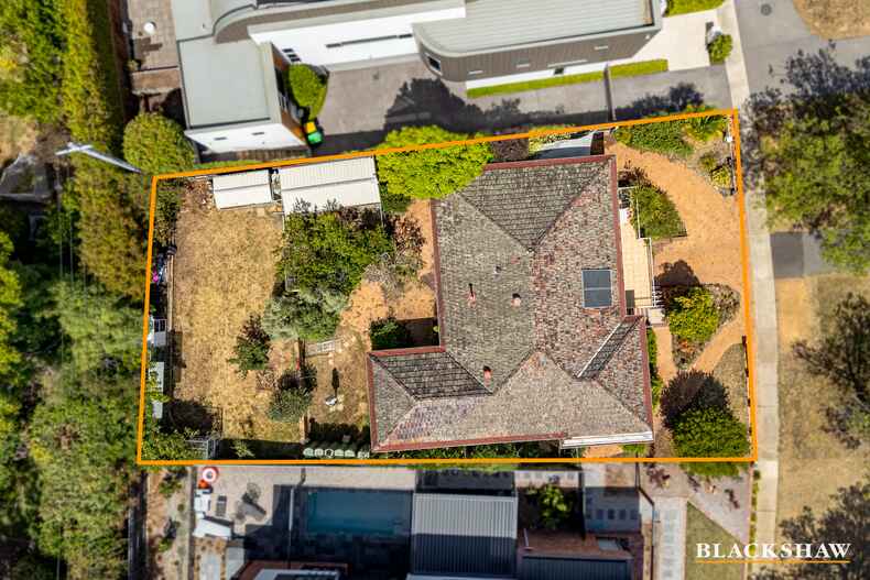 12 Caley Crescent Narrabundah