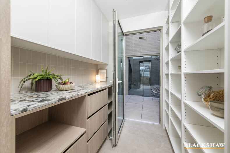 7/8 McCulloch Street Curtin