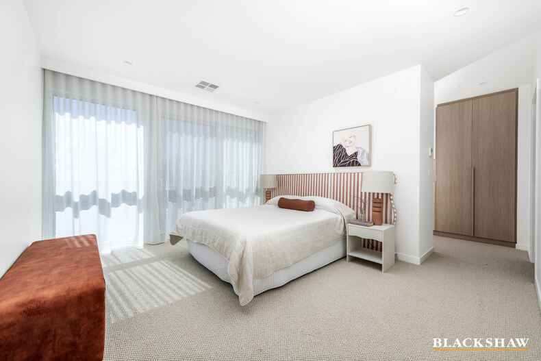 7/8 McCulloch Street Curtin