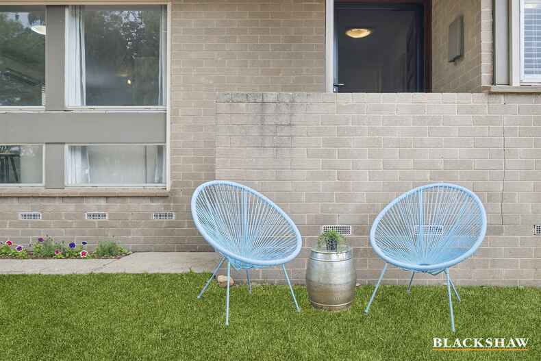 33 Sanderson Close Flynn