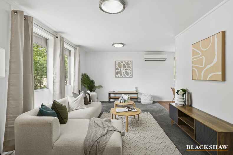 33 Sanderson Close Flynn