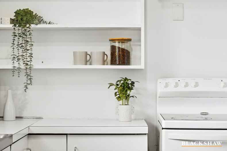 33 Sanderson Close Flynn