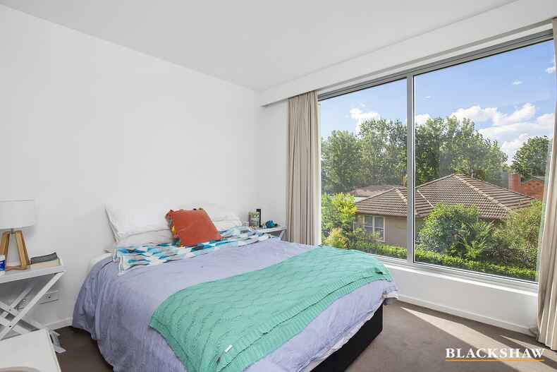 12/27 Berrigan Crescent O'Connor