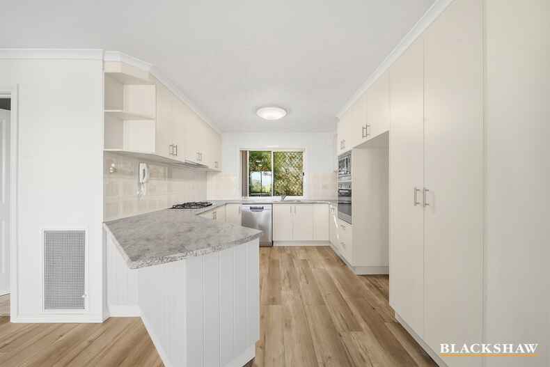 21 Mentone View Conder 21 Mentone View Conder